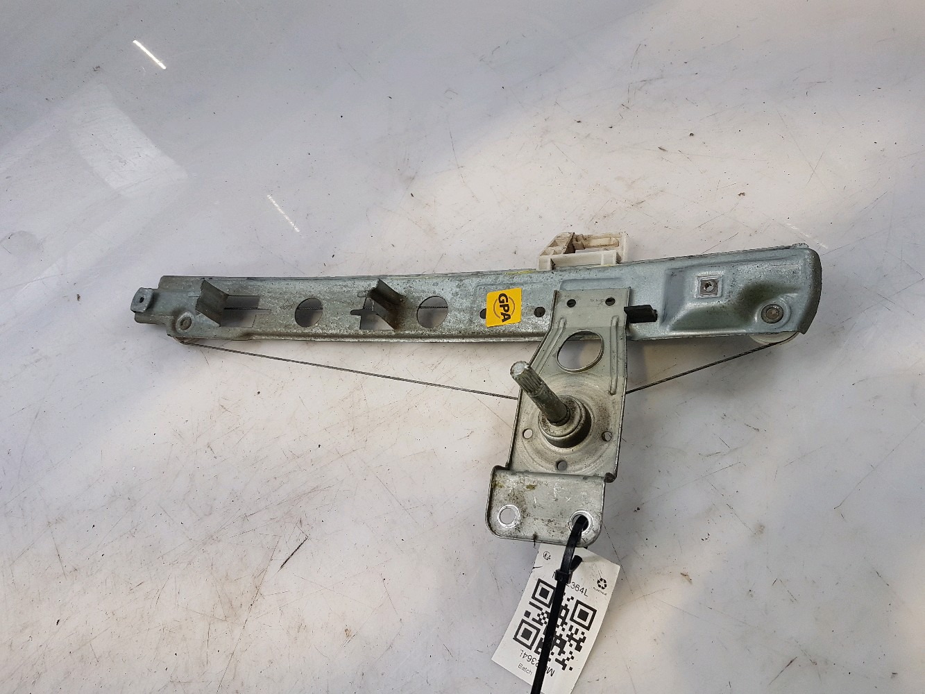 Lève-vitre arrière gauche RENAULT MEGANE 2 PH.2 M0-2364L M0-2364L