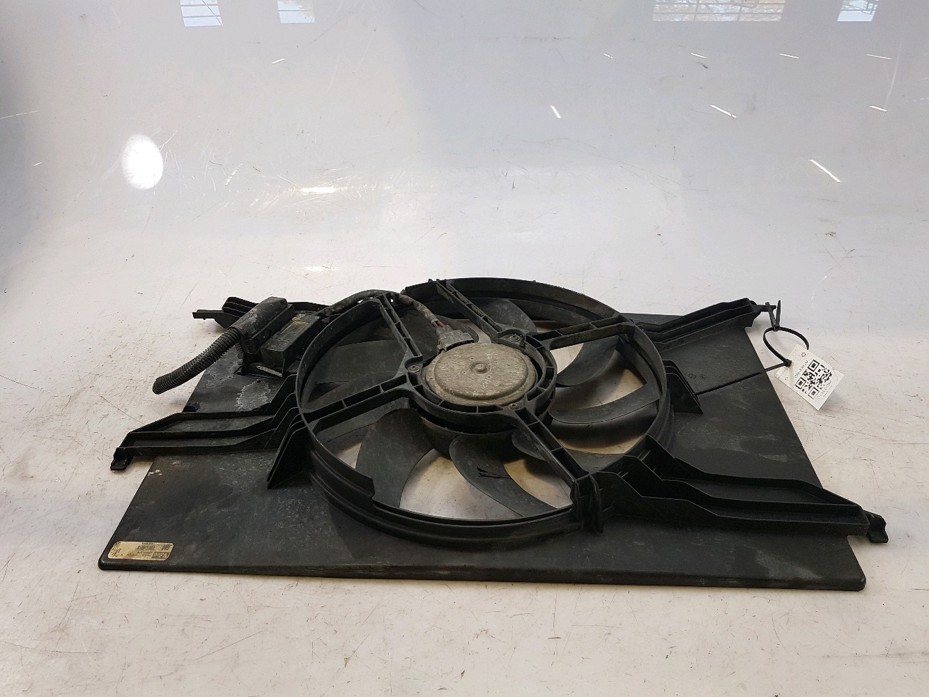 Groupe motoventilateur 24410988 - OPEL VECTRA C PH.1 1.8 110 - W0-3362U W0-3362U