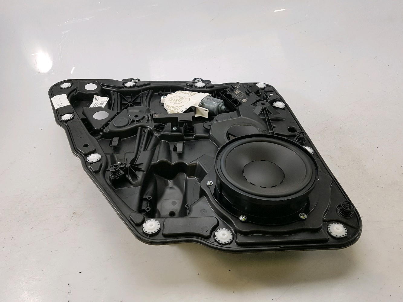 Lève-vitre arrière gauche VOLKSWAGEN TOUAREG 2 PH.1 I1-6486H I1-6486H