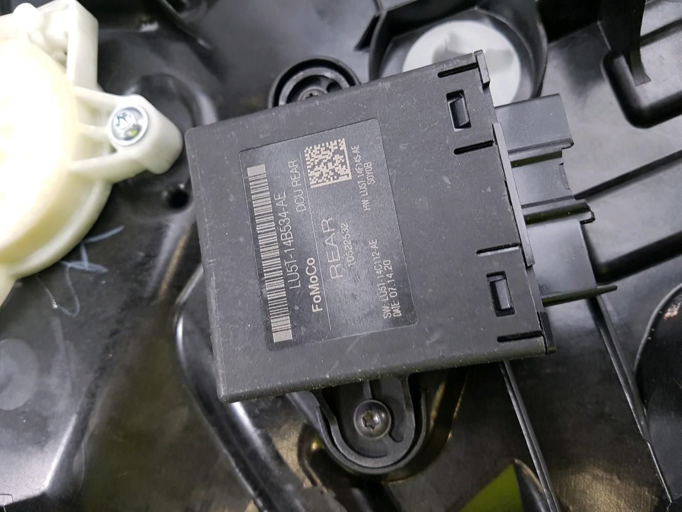 Lève-vitre arrière droit FORD PUMA 2 H0-4932E H0-4932E [reference_229850] 4