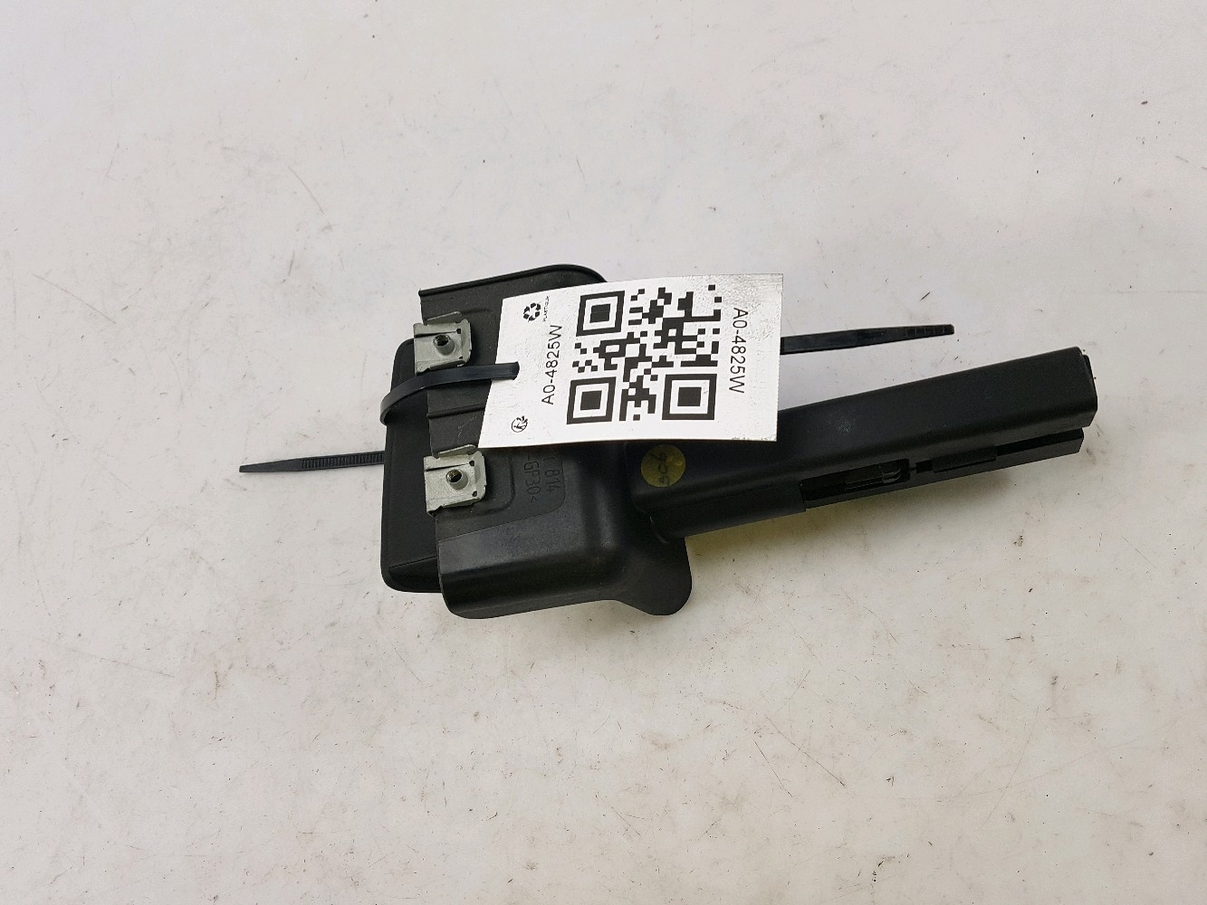 Bouton de frein a main 4L17118146PS - AUDI Q7 1 PH.1 3.0 V6 24V 4X4 - A0-4825W A0-4825W [reference_1301131] 2