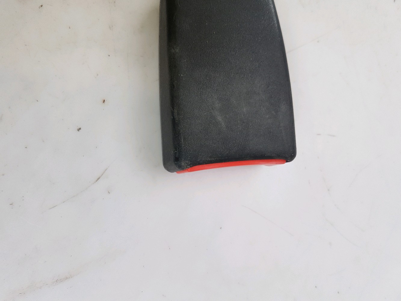 Attache ceinture arrière droit FIAT SEICENTO H0-1645H H0-1645H [reference_1300762] 2