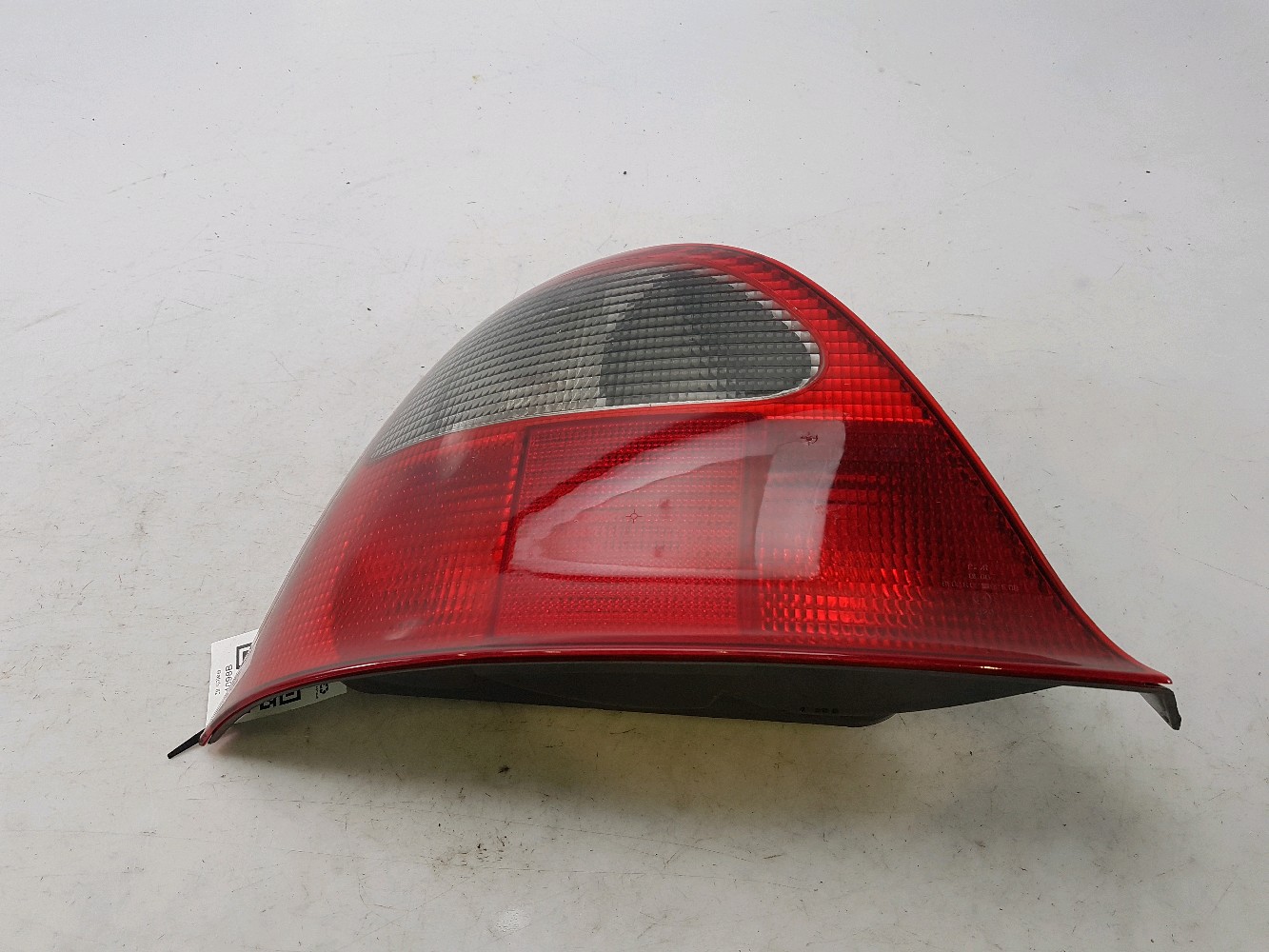 Feu arrière gauche MG ZR PH.2 réf. XFB000350 I0-4098B I0-4098B