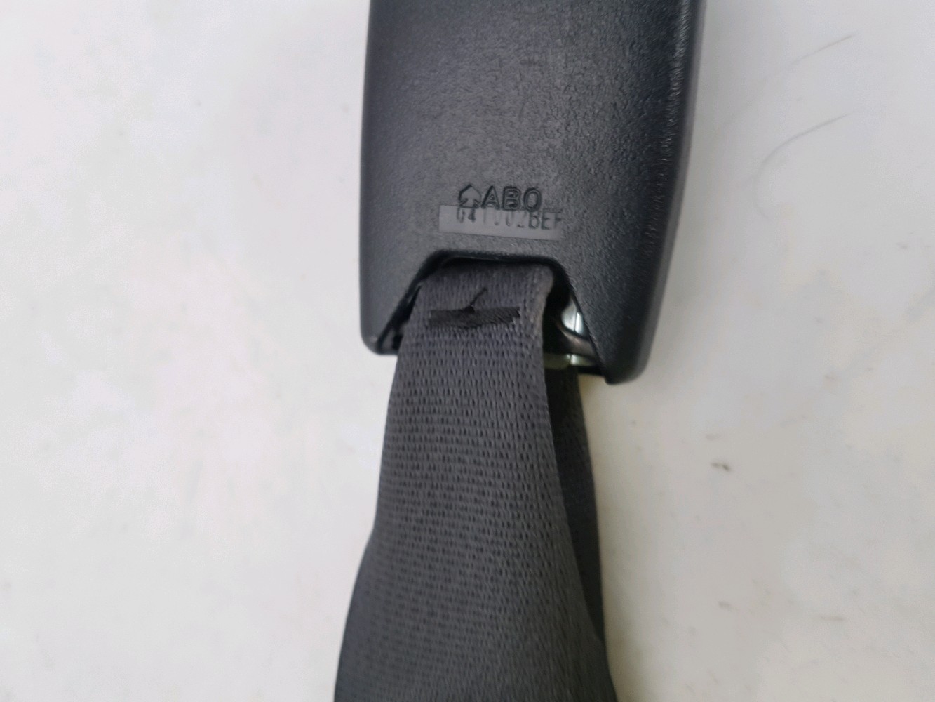 Attache ceinture arrière gauche MAZDA MAZDA 6 1 PH.1 F0-1468G F0-1468G [reference_1301214] 3