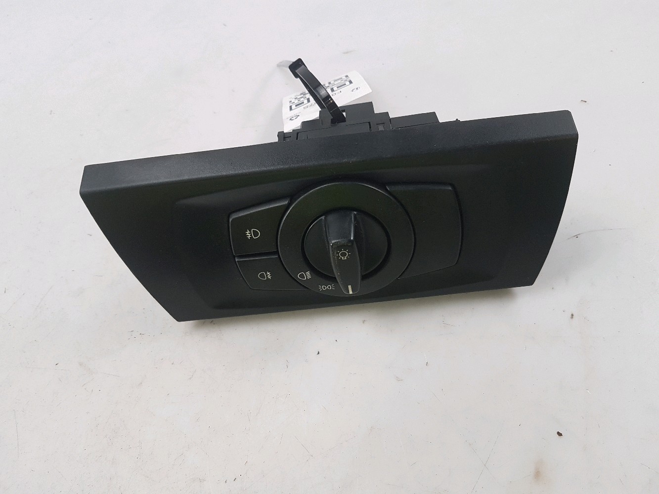 Interrupteur d'éclairage 61316932798 - BMW SERIE 3 5 PH.1 2.0 D - F0-3427S F0-3427S