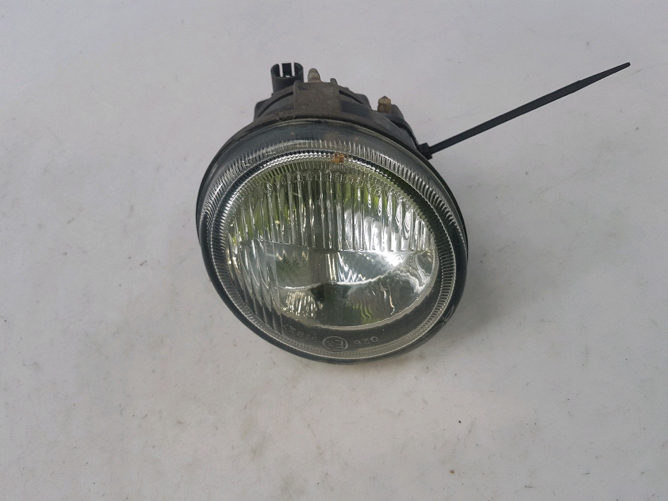 Antibrouillard gauche 7701410825 - RENAULT MEGANE 1 PH.1 1.6I - H0-1651C H0-1651C