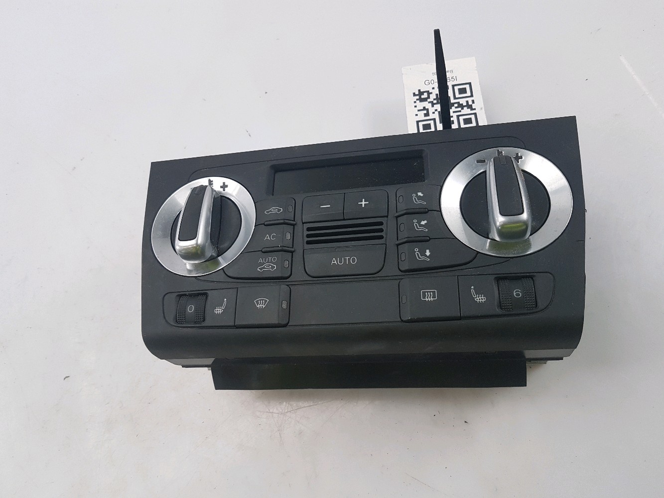 Commande de chauffage 8P0820047D - AUDI A3 2 PH.2 - G0-0765I G0-0765I