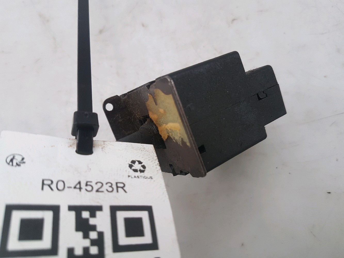 R0-4523R