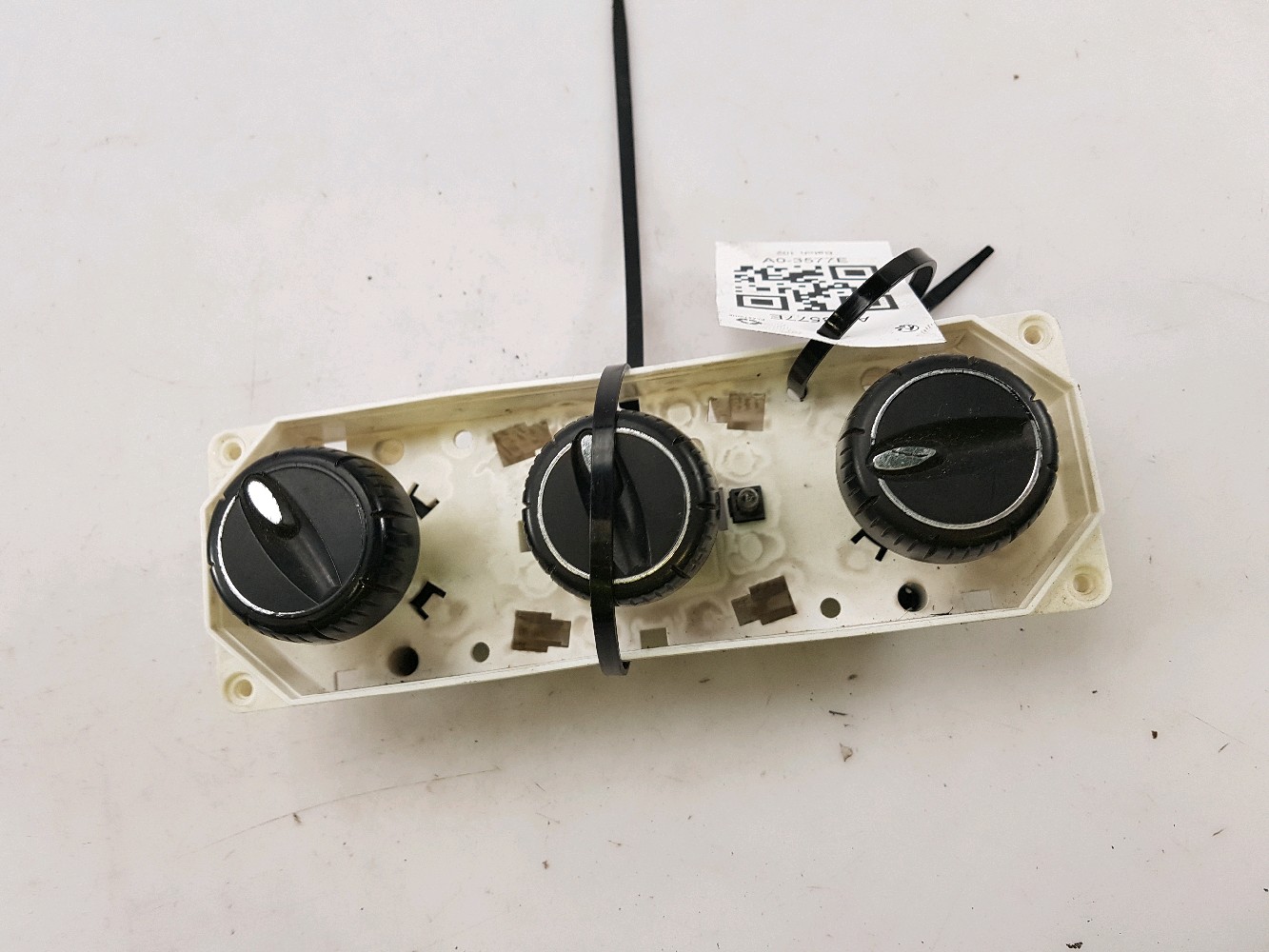 Commande de chauffage GPA-21-0003679 - AIXAM S9 0.5 D - A0-3577E A0-3577E