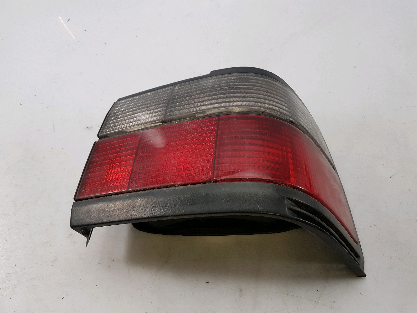 Feu arrière droit ROVER 200 1 PH.3 réf. XFJ10030 Y0-1034P Y0-1034P [reference_110011]