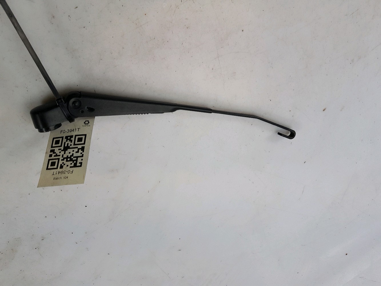 Bras d'essuie glace arrière x1 8524120170 - TOYOTA AVENSIS 2 PH.1 2.2 CDI - F0-3941T F0-3941T