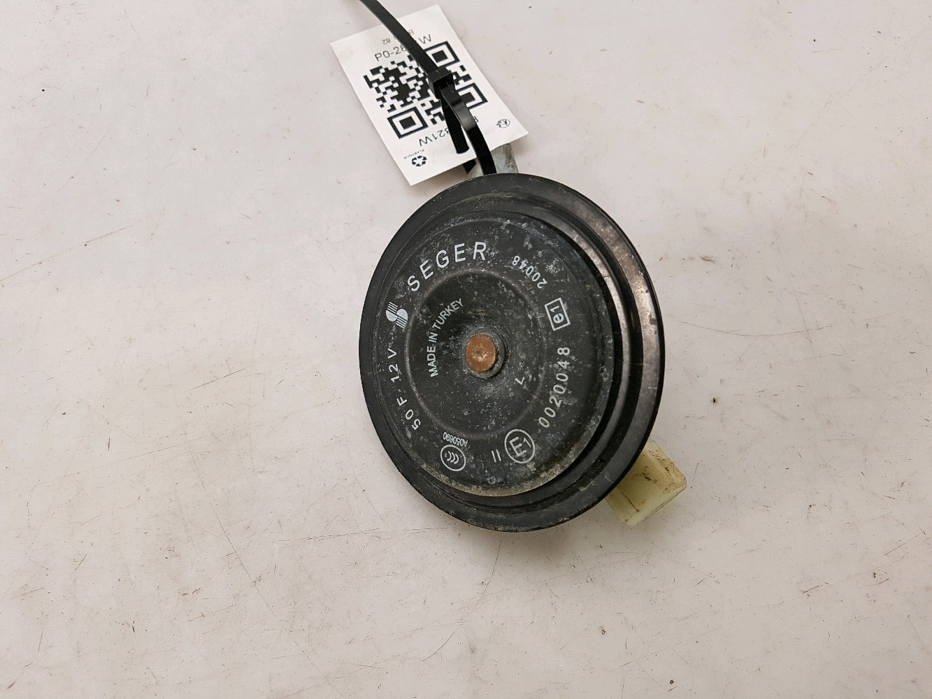 Klaxon 256102764R - DACIA DUSTER 1 PH.2 1.5 DCI 4X4 - P0-2821W P0-2821W