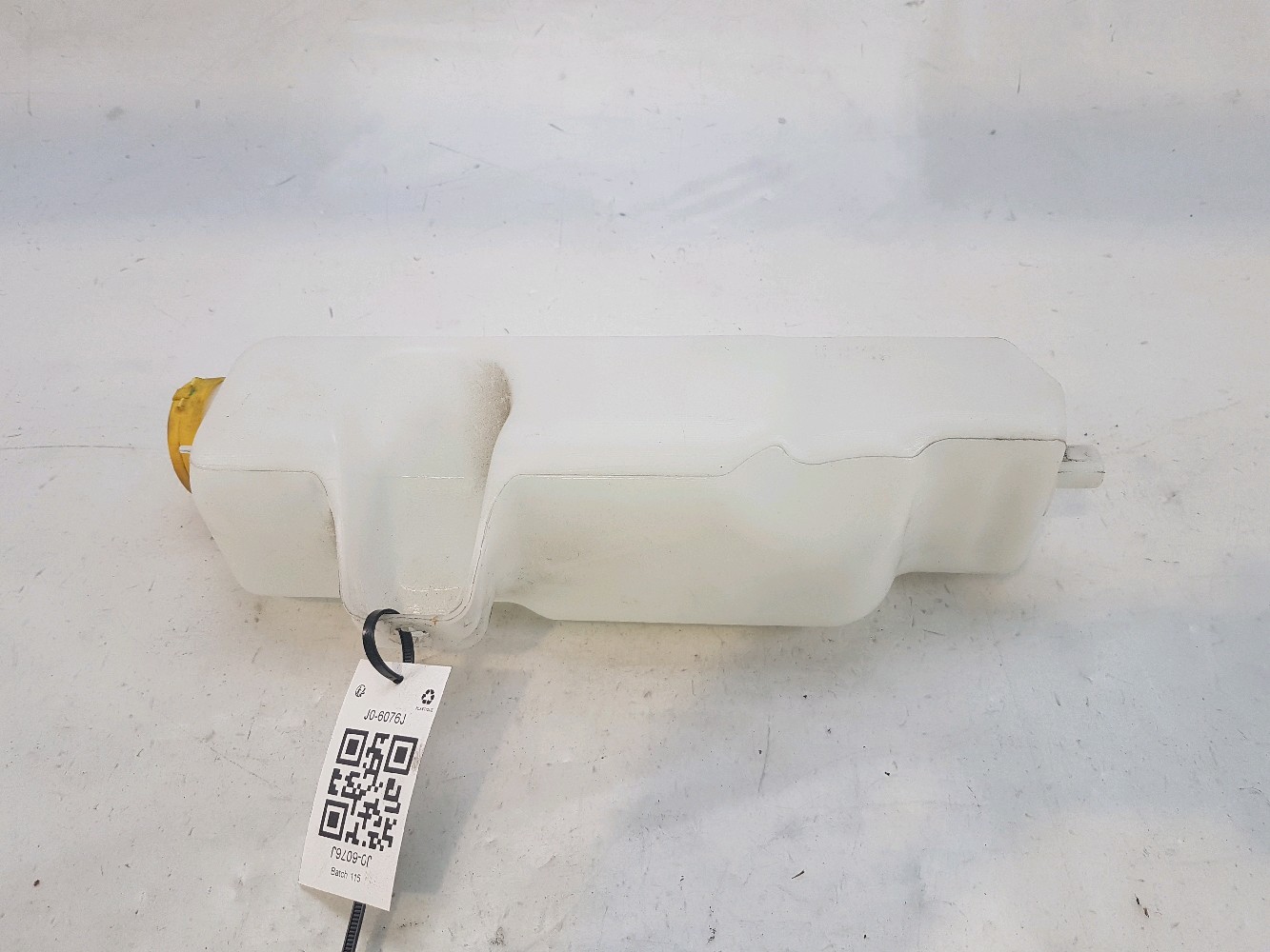 Bocal lave glace 289103427R - RENAULT TWINGO 3 PH.1 1.0I 12V - J0-6076J J0-6076J