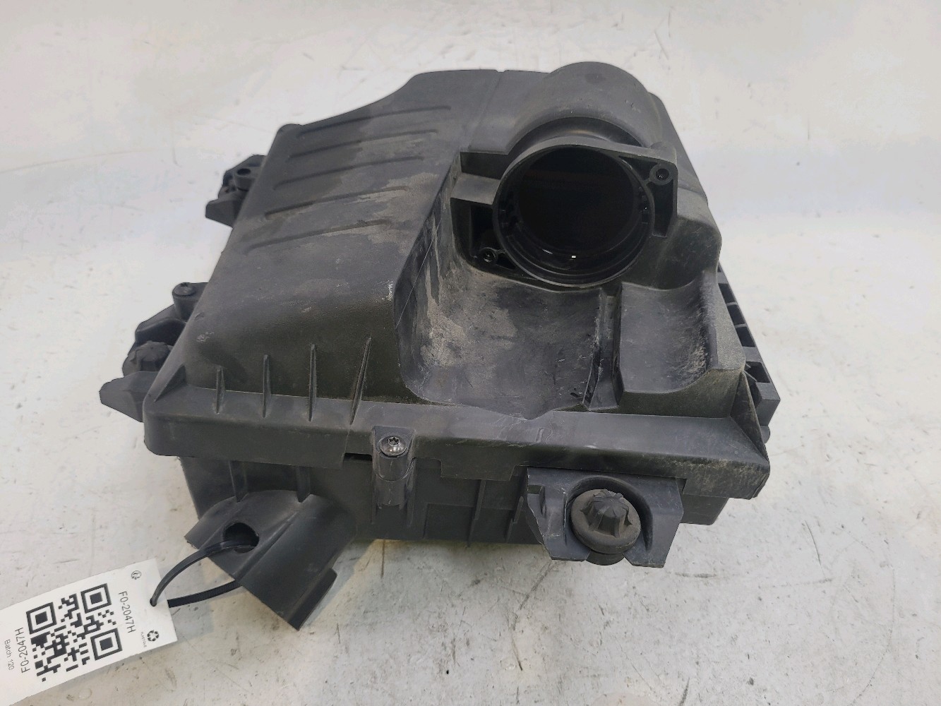 BOITE A AIR 8200760899 - RENAULT TRAFIC 2 PH.2 2.0 DCI 16V - F0-2047H F0-2047H