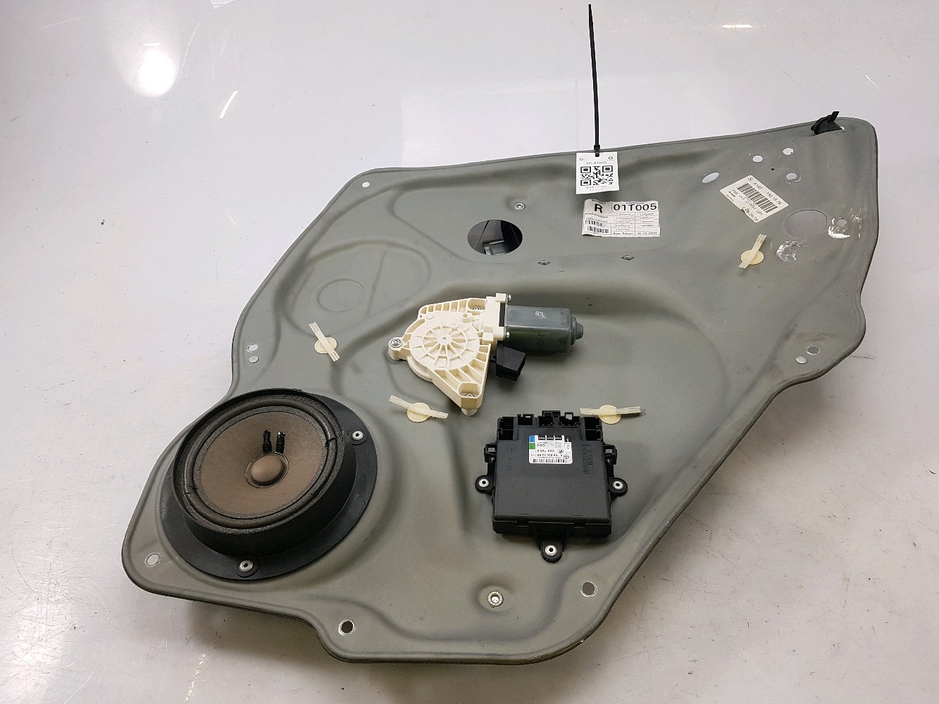 Lève-vitre arrière droit MERCEDES CLASSE B 1 PH.2 H0-0198S H0-0198S