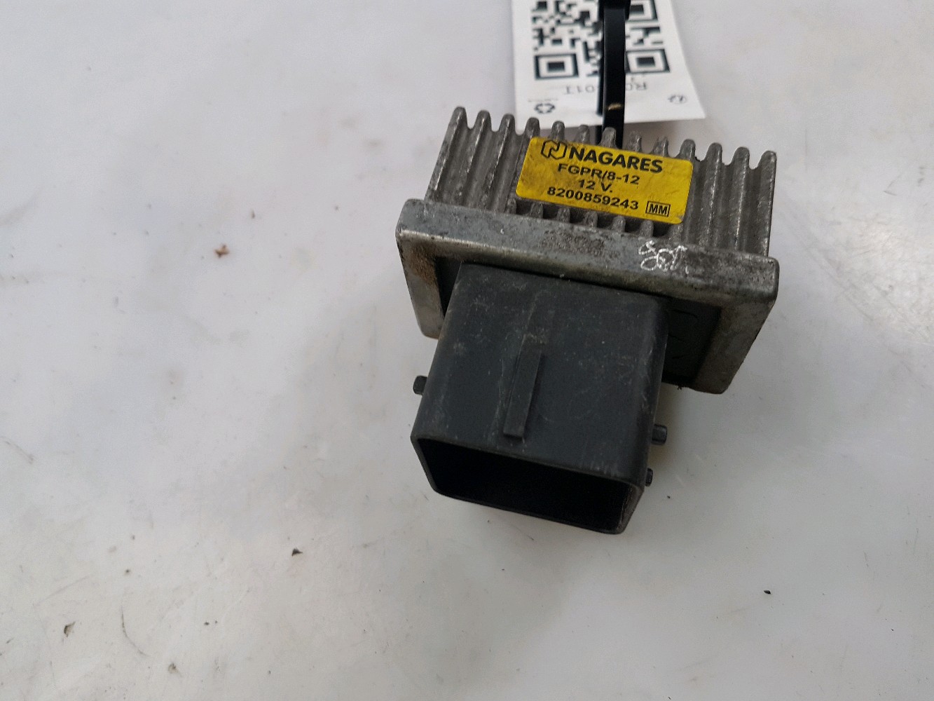 Relais de préchauffe 93862497 - OPEL VIVARO A PH.2 2.0 CDTI 16V - R0-2401T R0-2401T