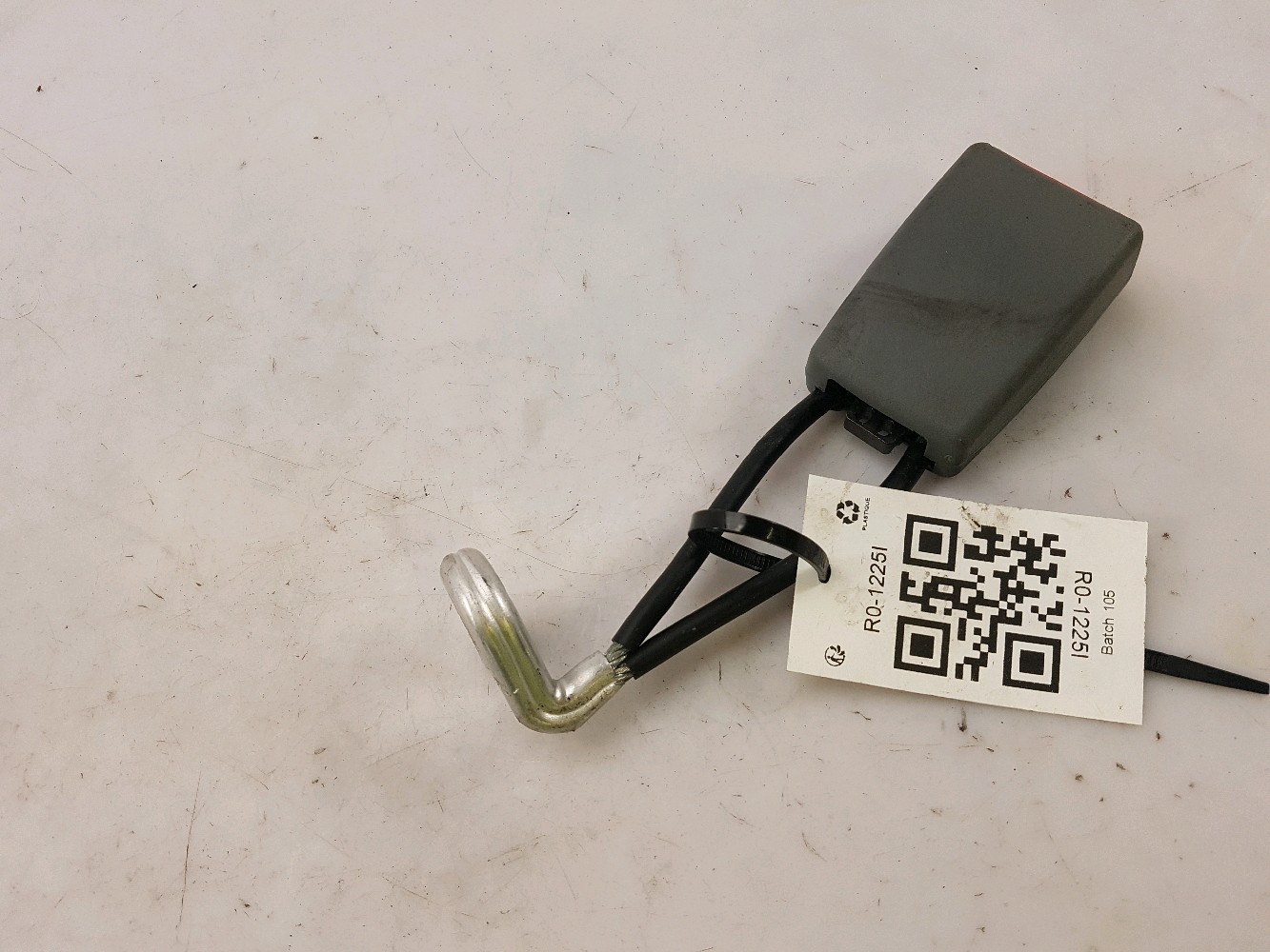 Attache ceinture arrière droit CITROEN C5 1 PH.1 R0-1225I R0-1225I