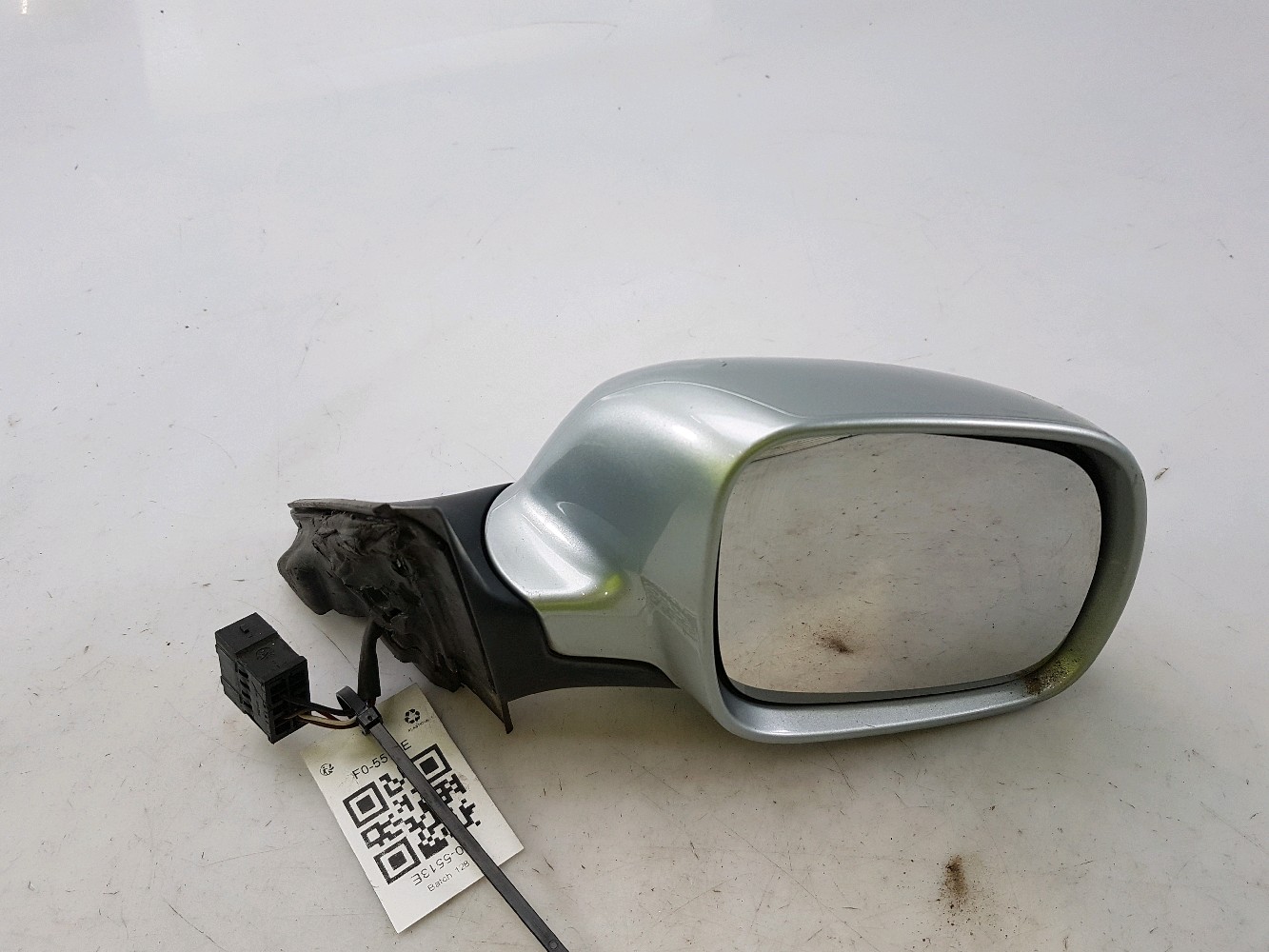 Rétroviseur droit AUDI A4 AVANT 1 PH.1 réf. 8D1858532D3FZ F0-5513E F0-5513E