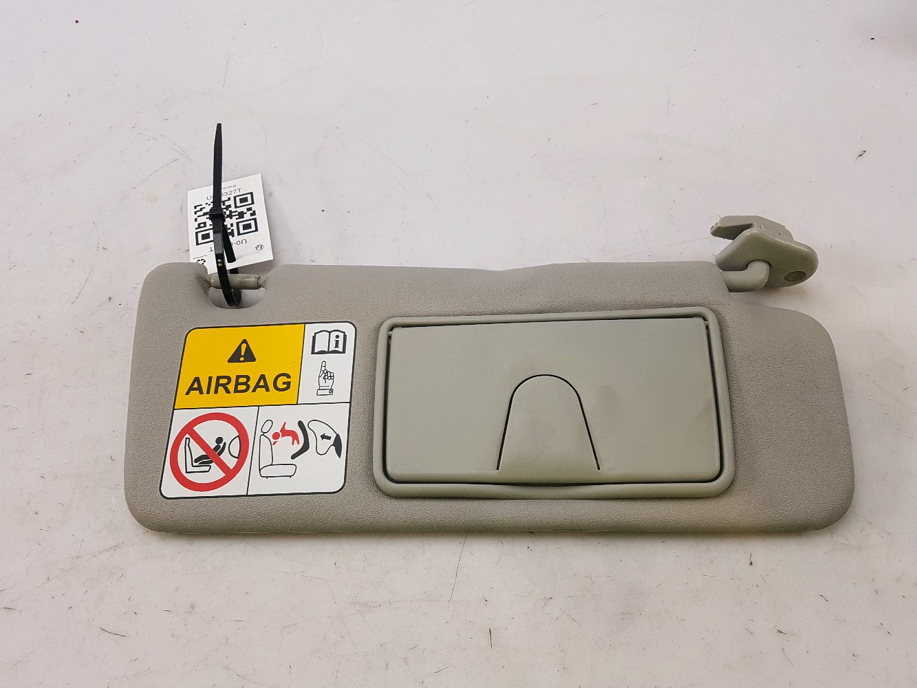 Pare-soleil droit 84801-52R52-J0T - SUZUKI SWIFT 5 PH.1 1.2I 4X4 - U0-0327T U0-0327T