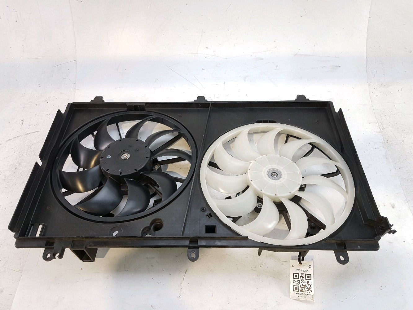 Groupe motoventilateur 1355A273 - MITSUBISHI OUTLANDER 3 PH.2 - W0-0208X W0-0208X