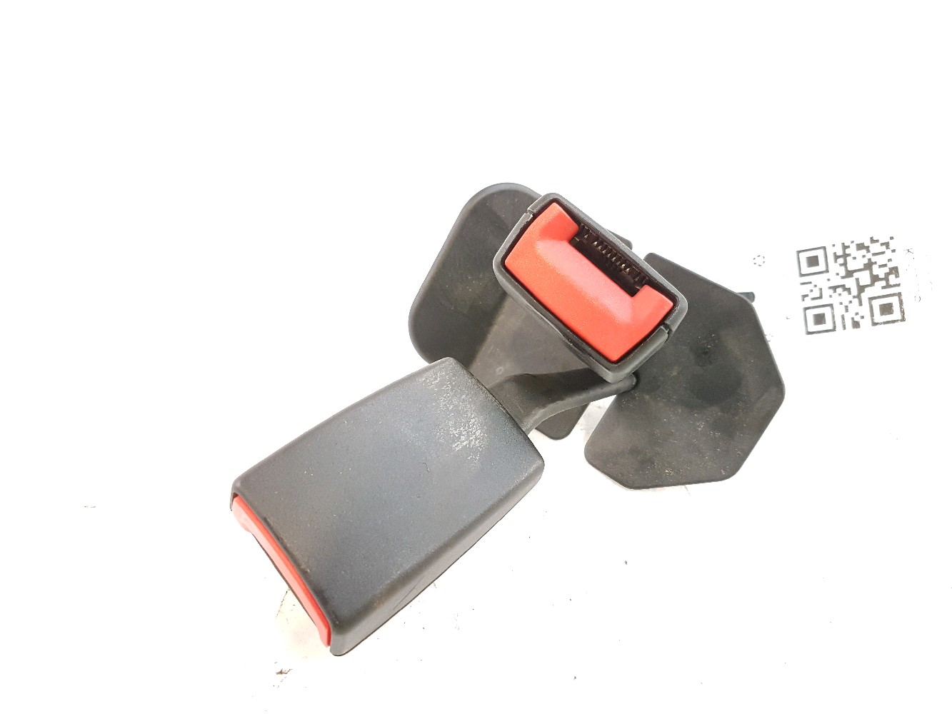 Attache ceinture arrière gauche AUDI A4 QUATTRO K0-2770P K0-2770P