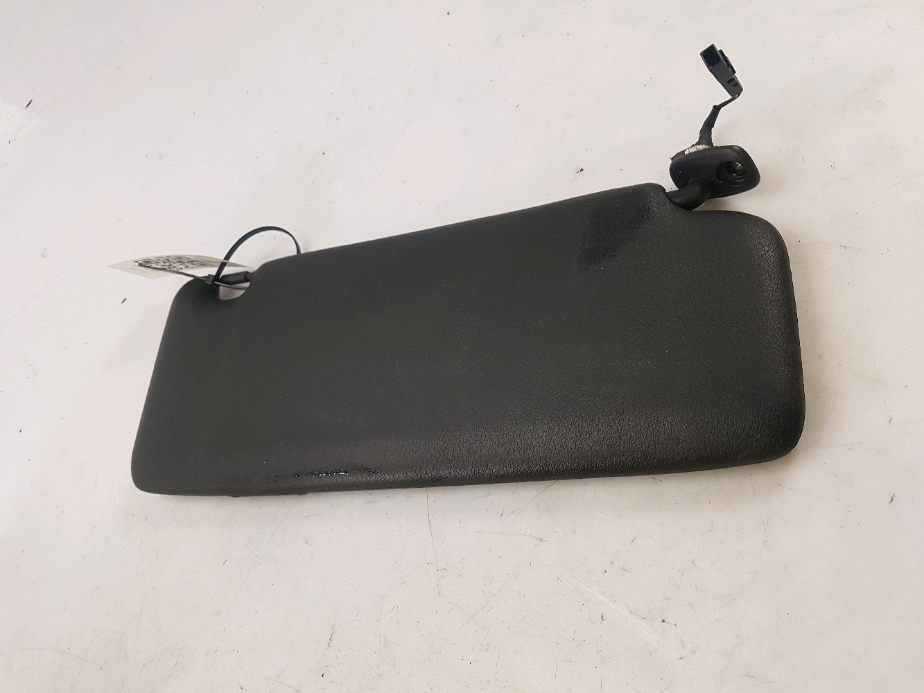 Pare-soleil gauche 8H0857551H24A - AUDI A4 2 PH.2 3.0 TDI V6 24V 4X4 - L0-3412P L0-3412P