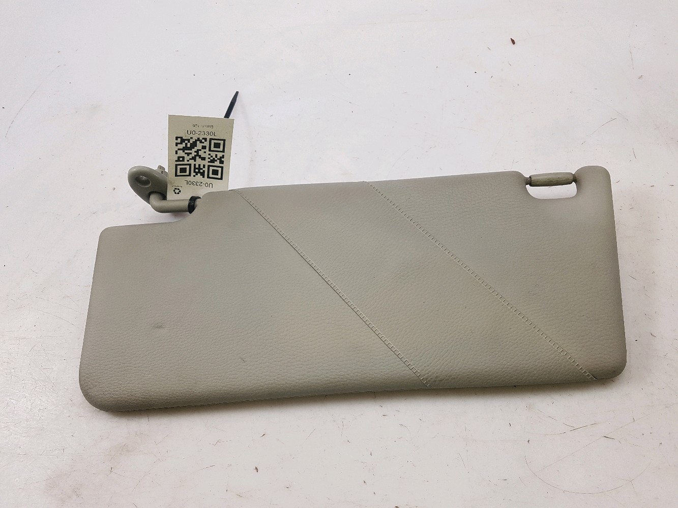 Pare-soleil gauche GPA-23-0022538 - MG ZS 2.0 TDI - U0-2330L U0-2330L