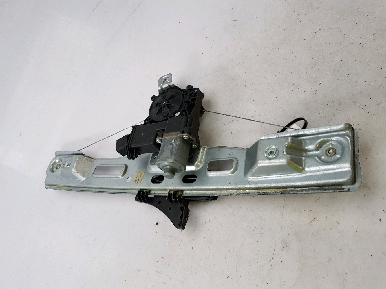 Lève-vitre arrière droit OPEL ZAFIRA B PH.2 G0-4434E G0-4434E