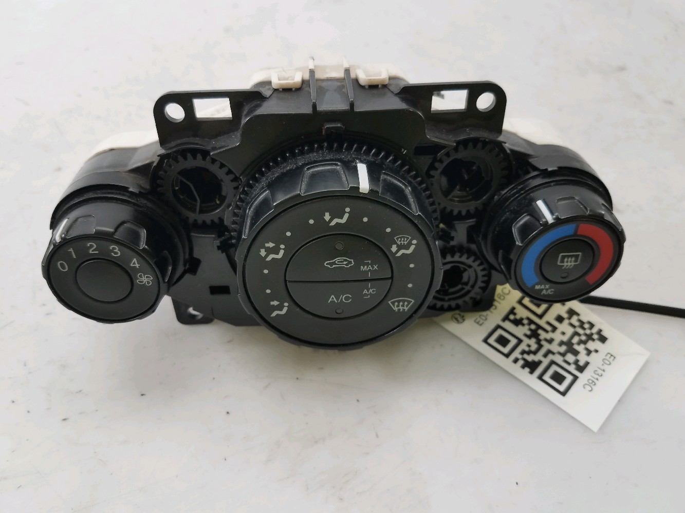 Commande de chauffage 1775088 - FORD FIESTA 6 PH.1 1.4 TDCI - E0-1316C E0-1316C