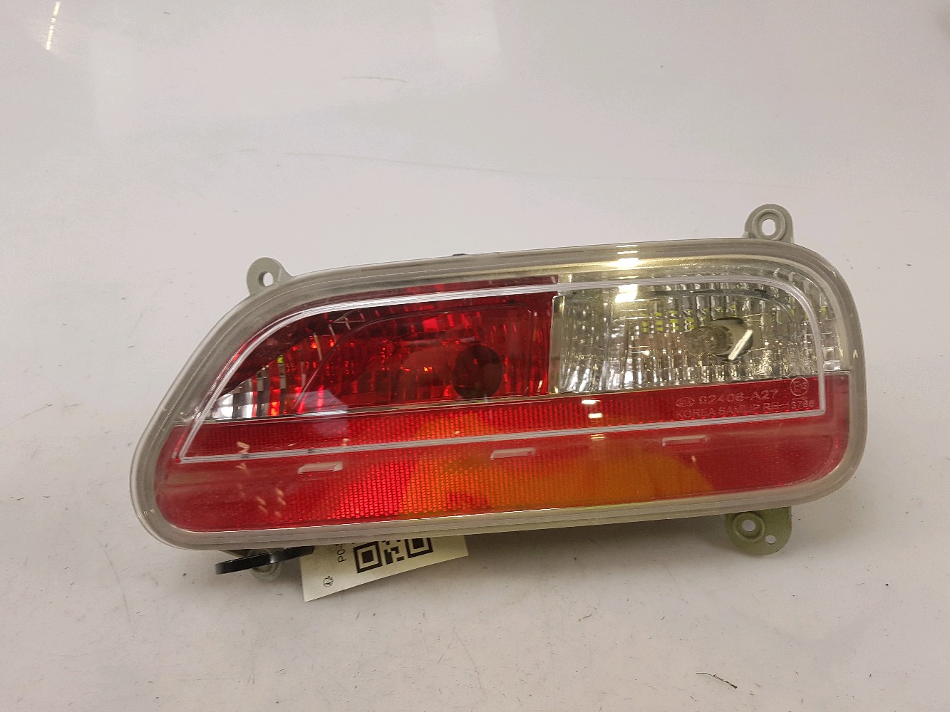 Feu de pare choc arrière droit 92406A2650 - KIA CEED 2 PH.1 1.6 CDI - P0-3009E P0-3009E