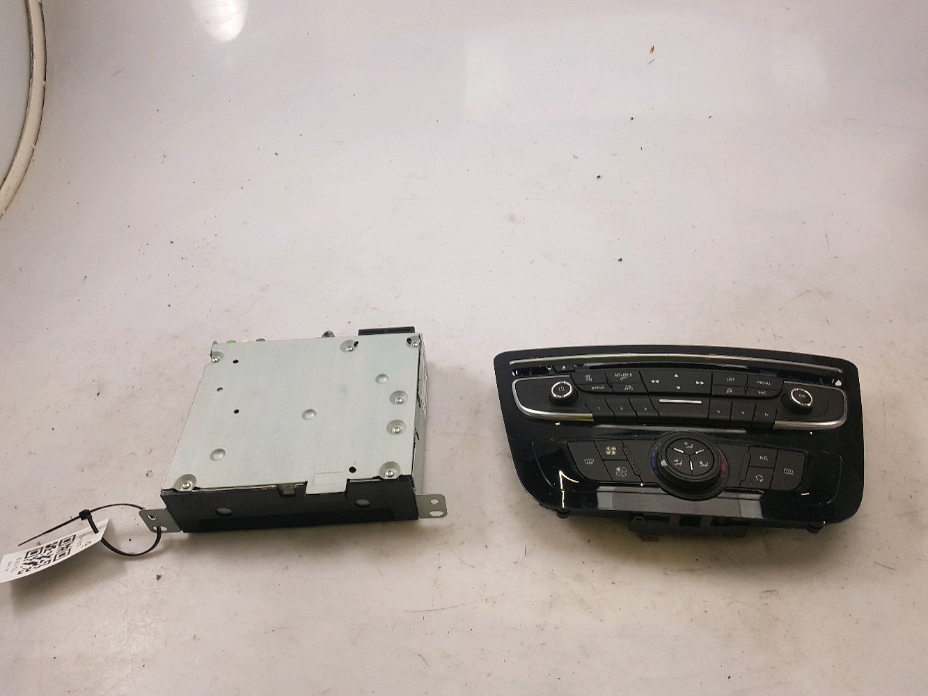 Poste Multimédia PEUGEOT 508 1 PH.1 T0-1781B T0-1781B