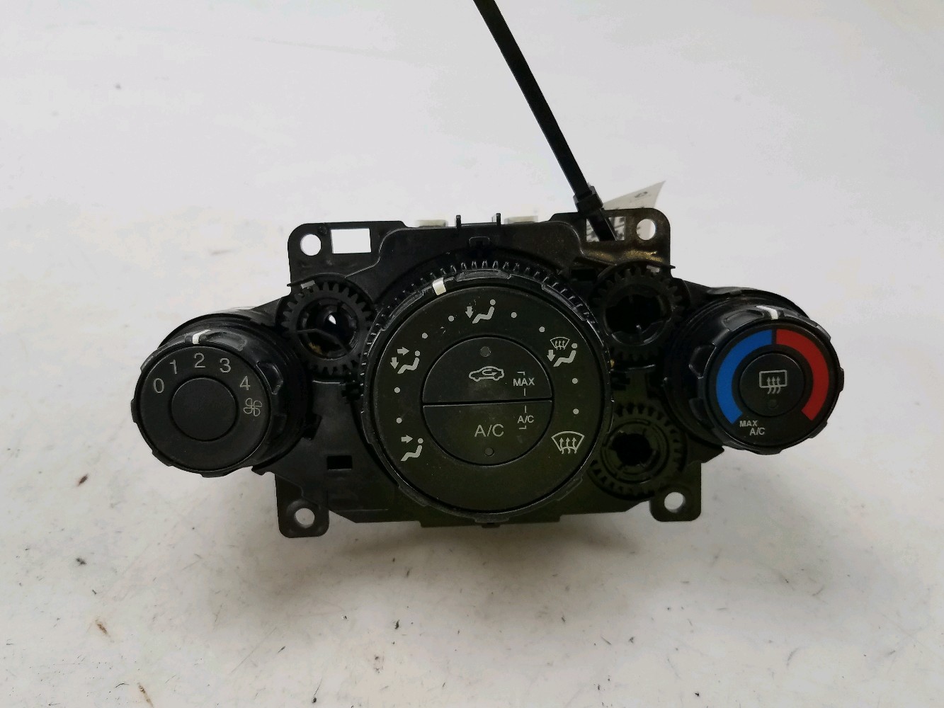 Commande de chauffage 1935901 - FORD FIESTA 6 PH.2 1.2I 16V - C0-0856Z C0-0856Z