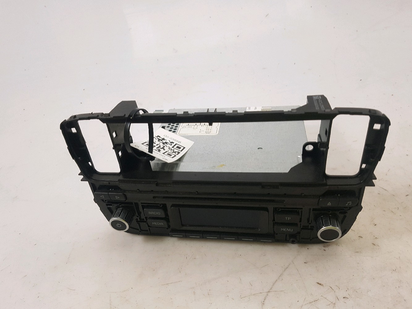 Poste Multimédia VOLKSWAGEN UP PH.1 Q0-0368B Q0-0368B