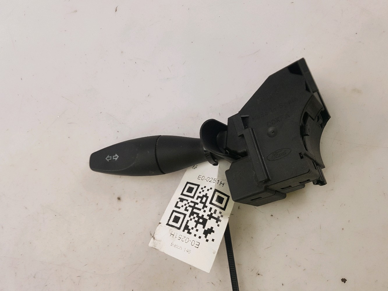 Commodo gauche 1105193 - FORD FOCUS 1 1.6I 16V - E0-0251H E0-0251H