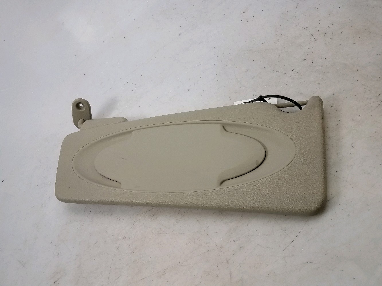 Pare-soleil gauche 8200924101 - RENAULT KANGOO EXPRESS 2 PH.1 1.5 DCI FAP - X0-1199A X0-1199A