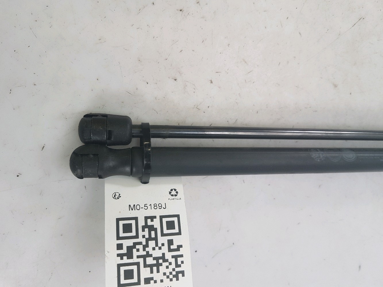 M0-5189J