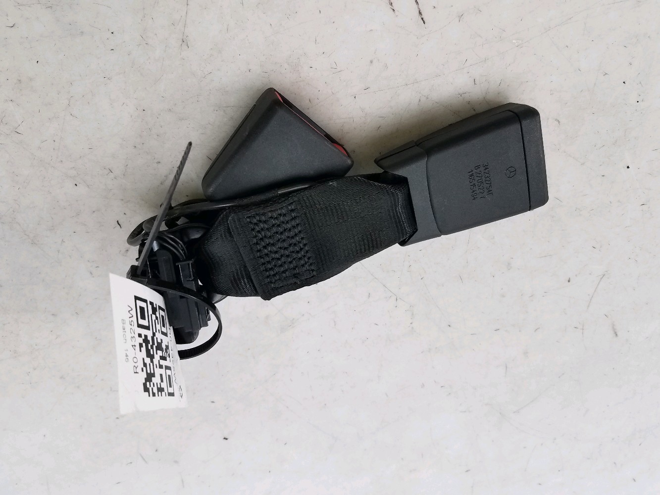 Attache ceinture arrière droit MERCEDES CLASSE A 4 R0-4325W R0-4325W [reference_1323168] 4