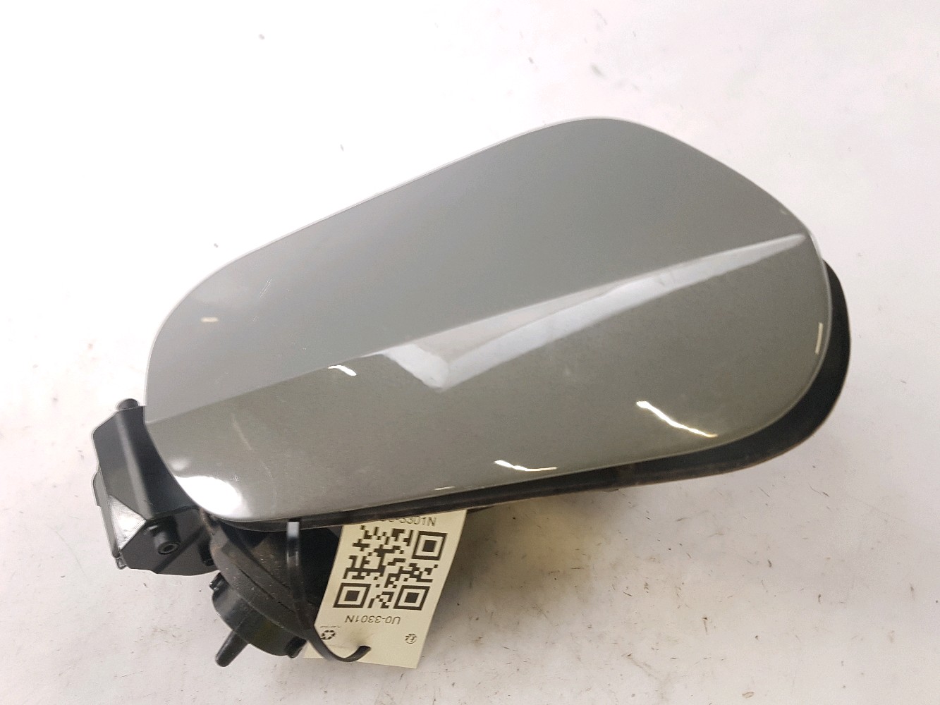 Trappe portillon carburant 82A809907GRU - AUDI A1 SPORTBACK 1 PH.2 30 TFSI - U0-3301N U0-3301N