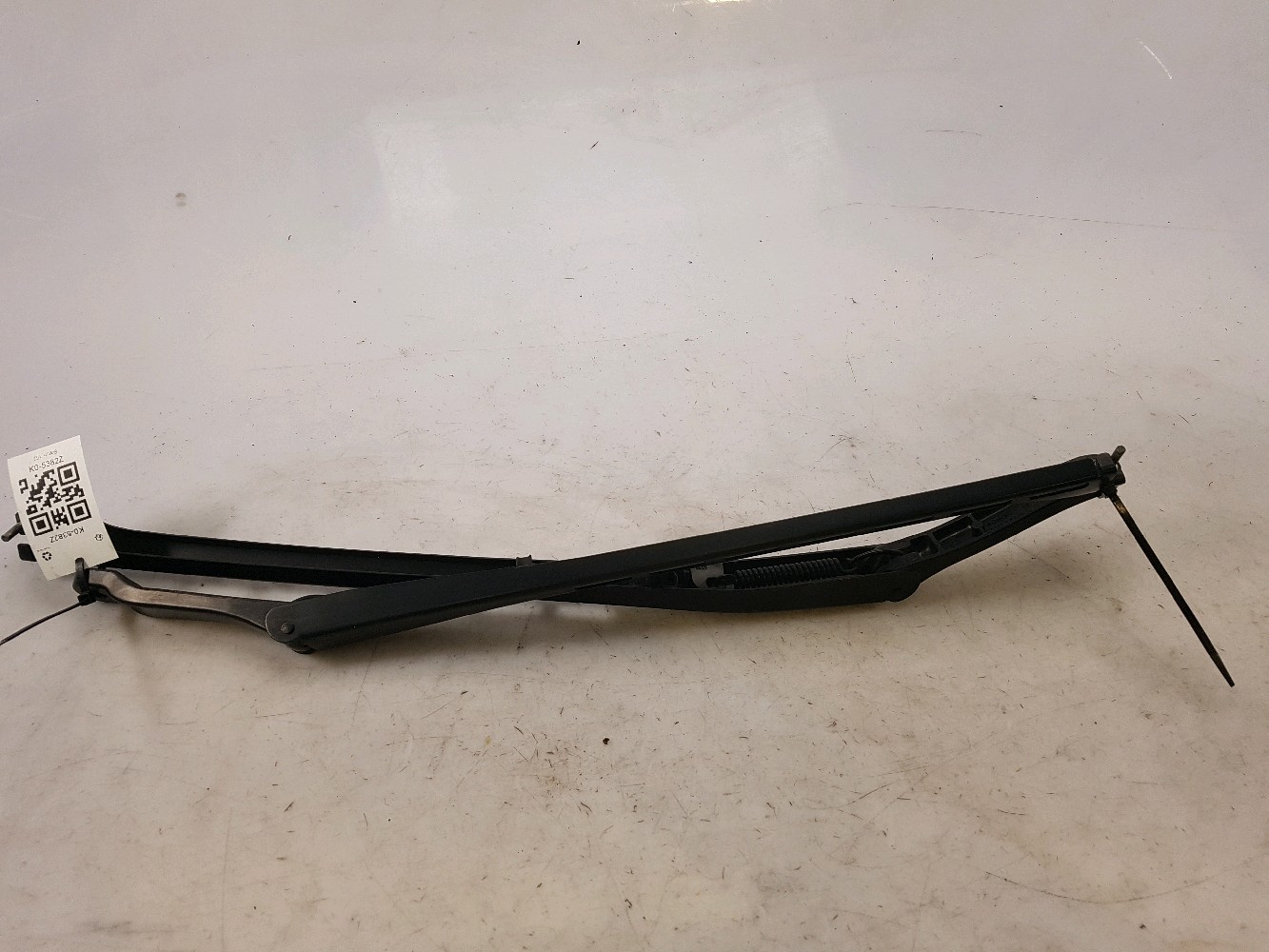 Bras d'essuie glace avant x2 7701050944 - RENAULT VEL SATIS PH.1 2.2 DCI 16V - K0-5382Z K0-5382Z