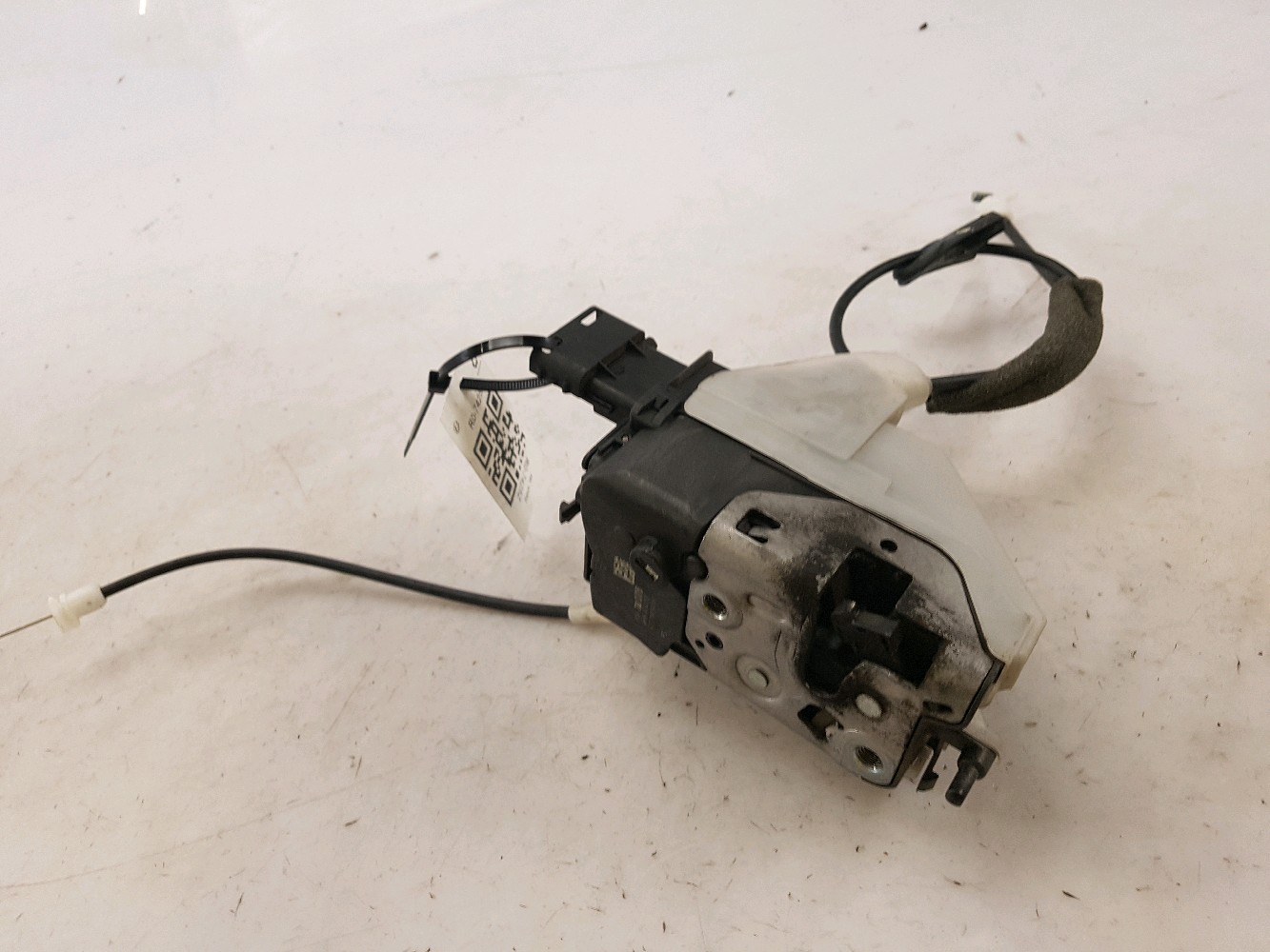 Serrure de porte avant droite 9800616780 - PEUGEOT 308 1 PH.2 1.6 HDI FAP - R0-7425Z R0-7425Z