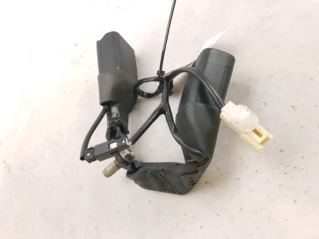 Attache ceinture arrière droit SUZUKI VITARA 2 PH.1 E0-5623A E0-5623A