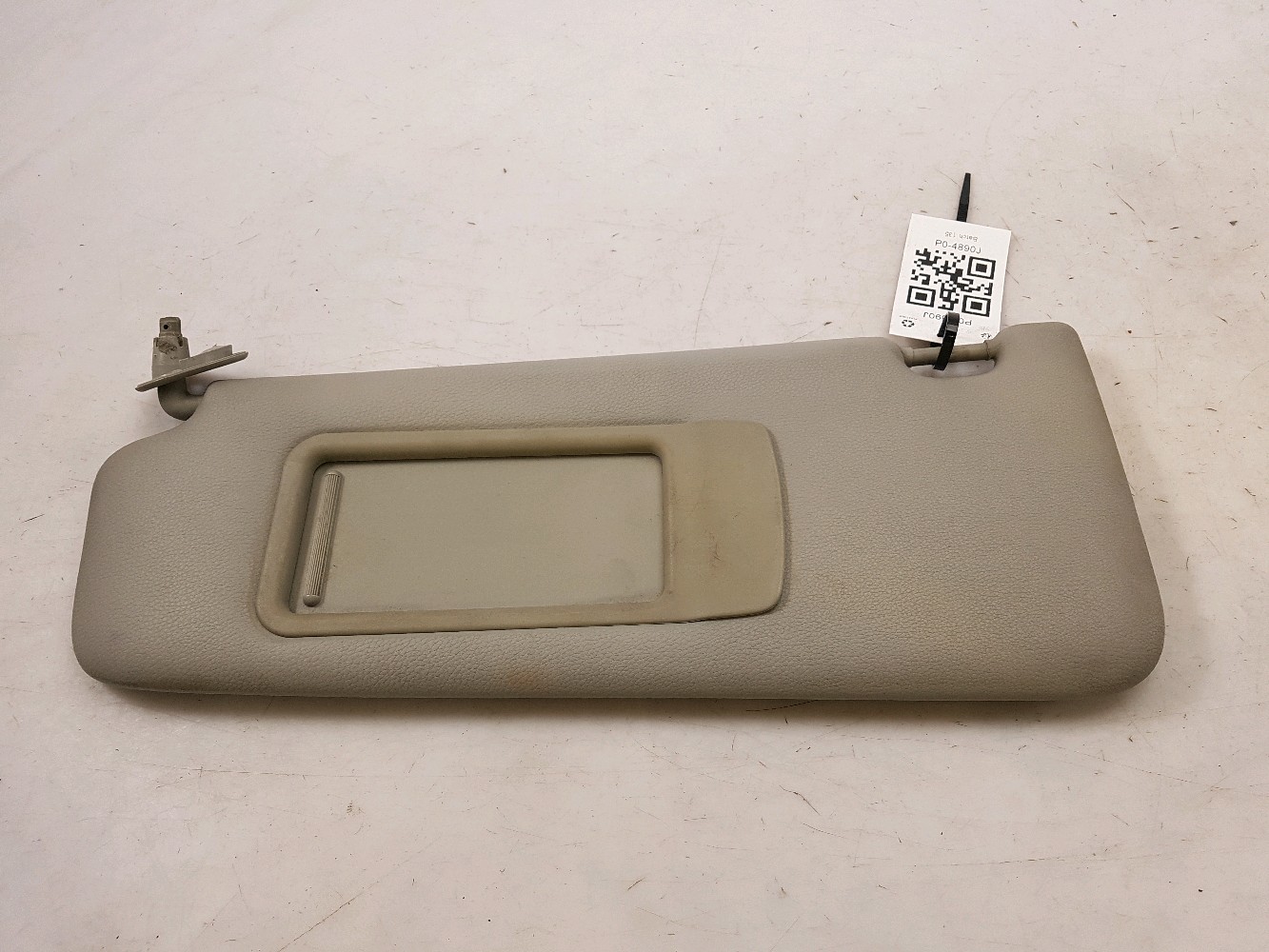 Pare-soleil gauche 51167252007 - BMW SERIE 3 TOURING 5 PH.1 2.0 D (318) 16V TURBO - P0-4890J P0-4890J