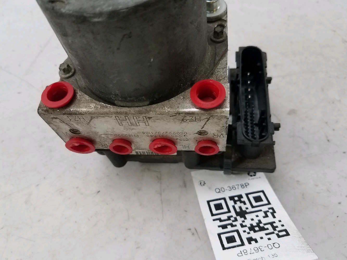 Q0-3678P