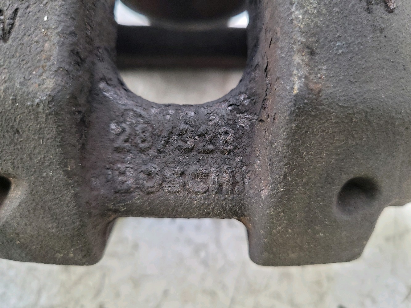 Etrier avant droit 34106790922 - BMW X3 2 PH.1 2.0 D 16V 4X4 FAP - T0-2198M T0-2198M [reference_1324774] 2