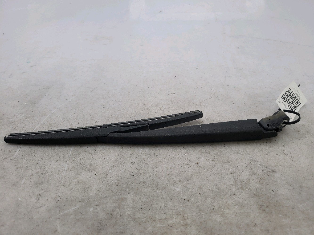 Bras d'essuie glace arrière x1 GHP967421 - MAZDA MAZDA 6 3 PH.1 2.2 CDI - Z0-2880H Z0-2880H