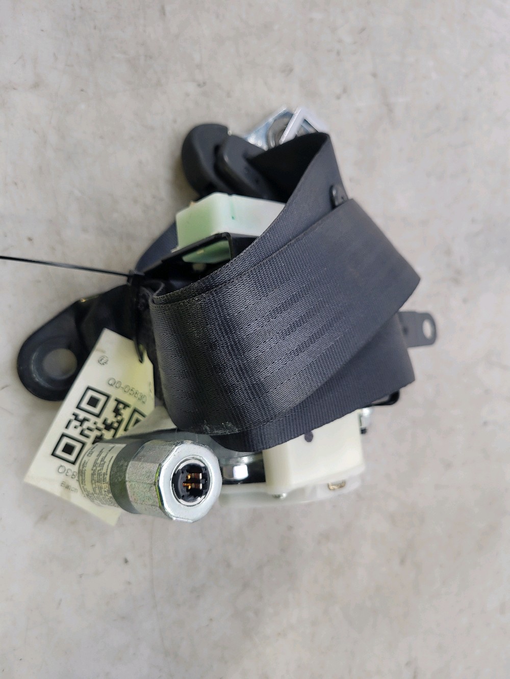 Ceinture avant droit NISSAN PIXO réf. 86844-4A00H- Q0-0583Q Q0-0583Q