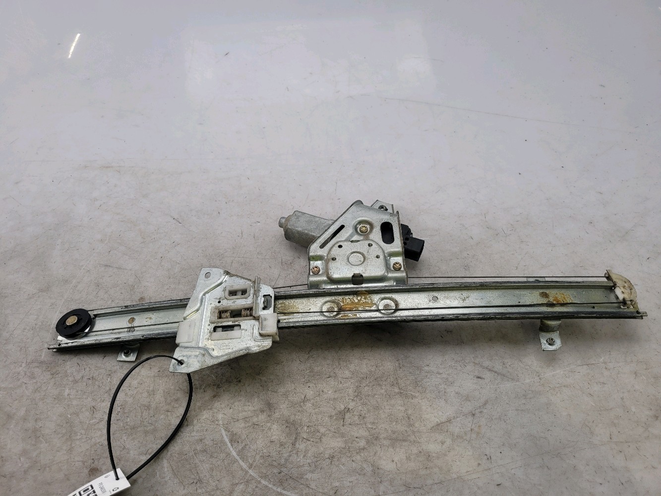 Lève-vitre droit MITSUBISHI PAJERO 3 PH.1 P0-2483W P0-2483W