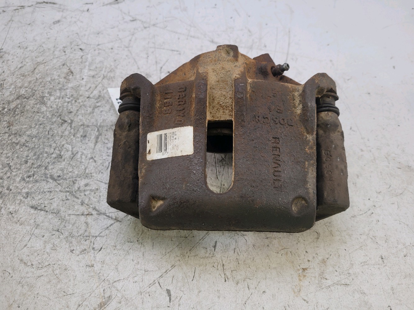 Etrier avant gauche 7701207150 - RENAULT KANGOO 1.9 DCI 4X4 - Q0-3760Y Q0-3760Y