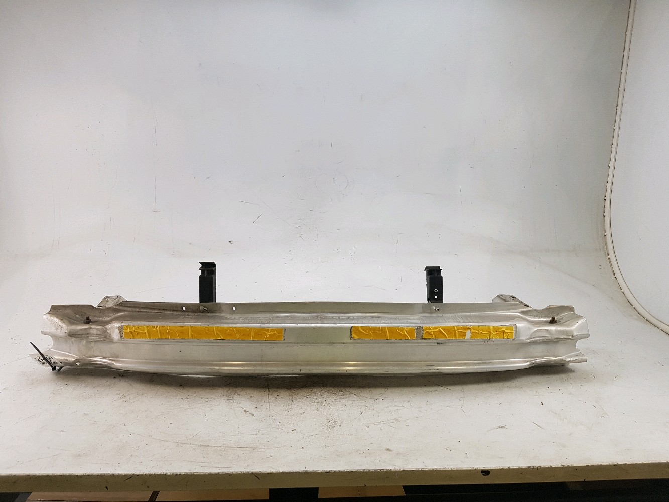 Traverse de pare choc arrière 8E0813341 - AUDI A4 2 PH.2 2.0TFSIQ - T0-2989W T0-2989W