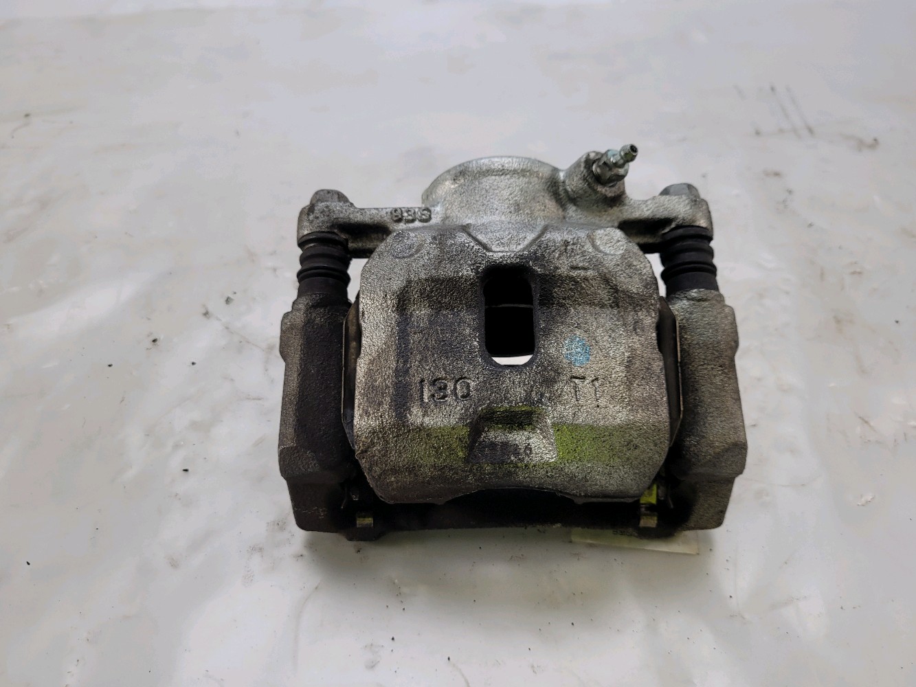 Etrier avant gauche 55102-62R00-999 - SUZUKI IGNIS 3 PH.1 1.2 DUALJET - Z0-4746V Z0-4746V